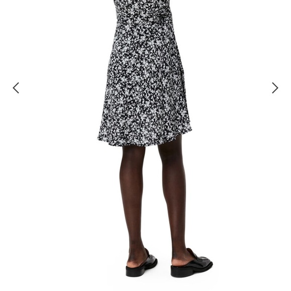 Ganni Printed Crepe Wrap Dress - Picture 2 of 4